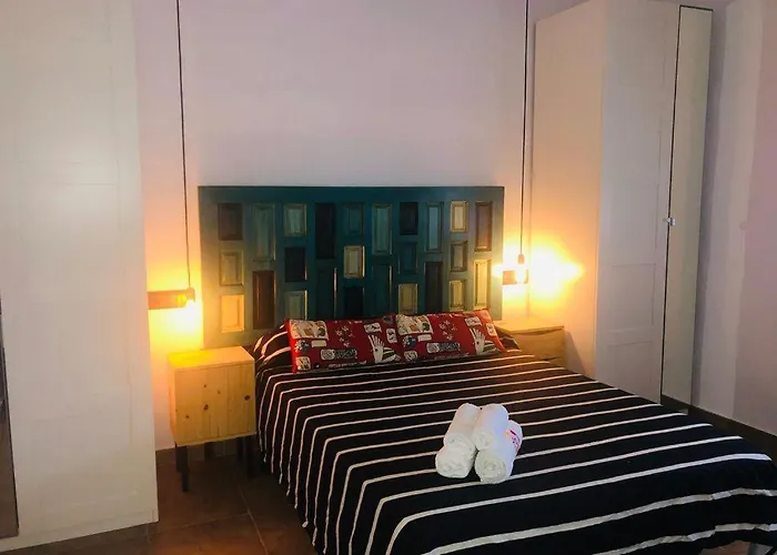 Mendoza Solo Familias * Conil De La Frontera